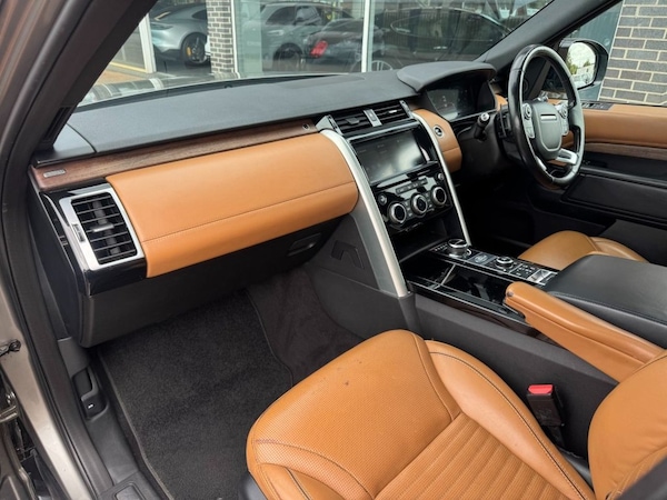 Used Land Rover Discovery 2018 for sale - 73801244: Photo 33