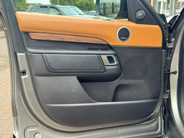 Used Land Rover Discovery 2018 for sale - 73801244: Photo 36