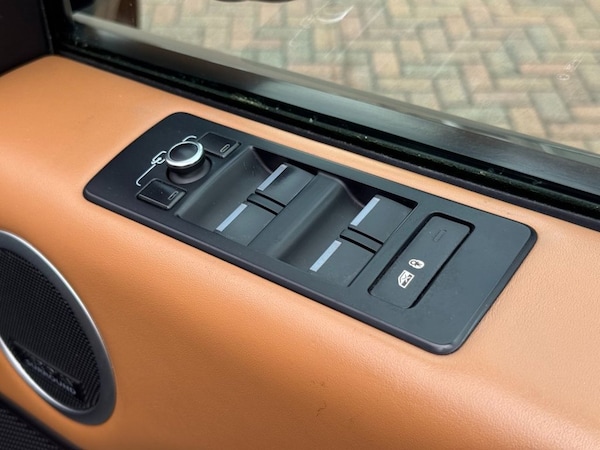 Used Land Rover Discovery 2018 for sale - 73801244: Photo 38