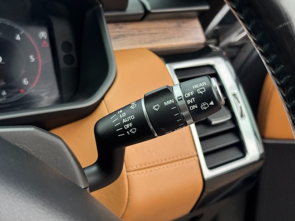 Used Land Rover Discovery 2018 for sale - 73801244: Photo 47