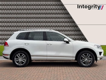 Used Volkswagen Touareg 2015 for sale - 78657844: Photo