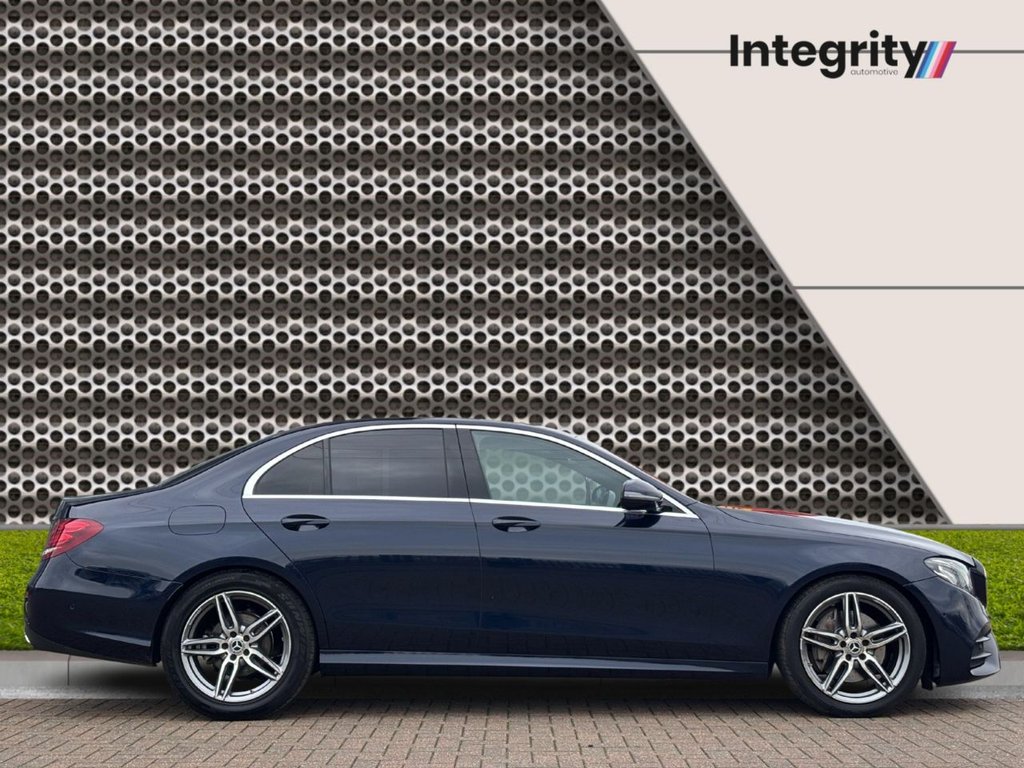 Used Mercedes-Benz E Class 2019 for sale - 77643129: Photo 3