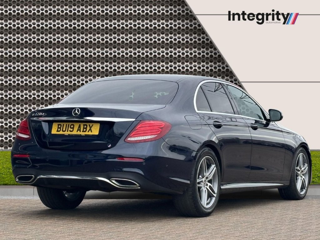 Used Mercedes-Benz E Class 2019 for sale - 77643129: Photo 5