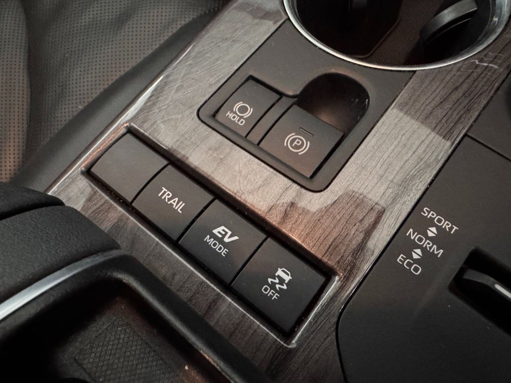 Used Toyota Highlander 2021 for sale - 77780846: Photo 46