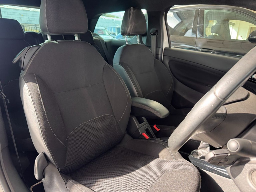 Used Citroen DS3 2014 for sale - 77835337: Photo 13