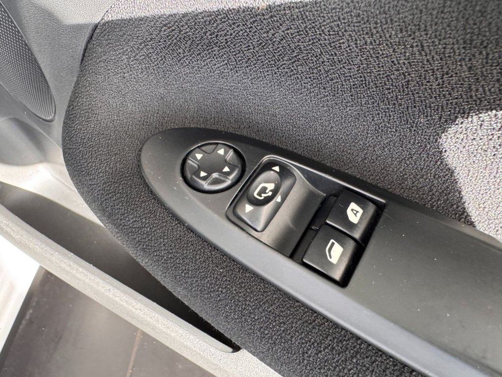 Used Citroen DS3 2014 for sale - 77835337: Photo 25