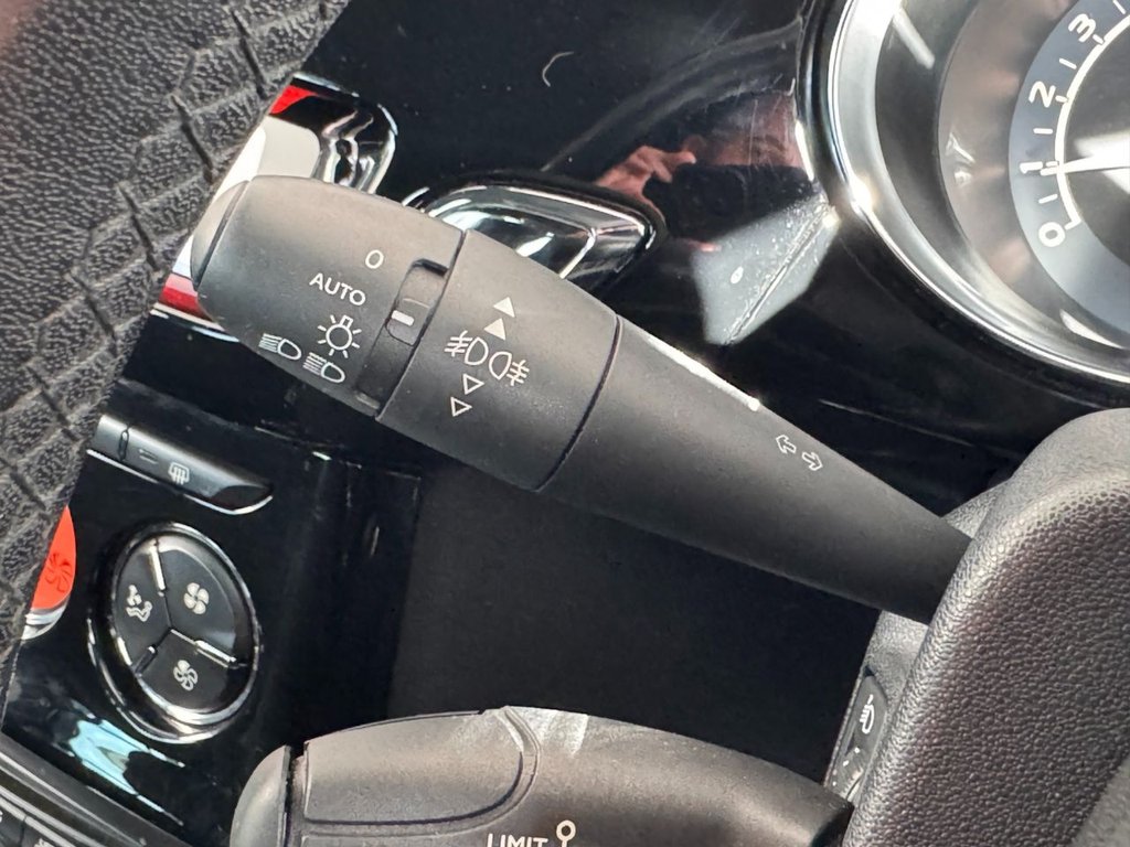 Used Citroen DS3 2014 for sale - 77835337: Photo 30