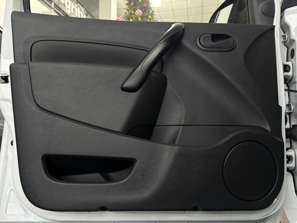 Used Renault Kangoo 2019 for sale - 76909830: Photo 41