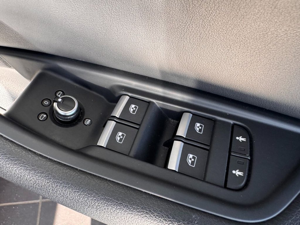 Used Audi A4 2017 for sale - 77927313: Photo 31