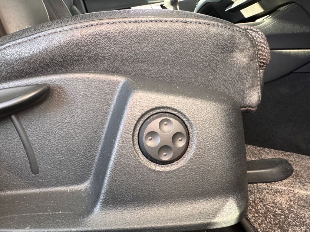 Used Audi A4 2017 for sale - 77927313: Photo 33