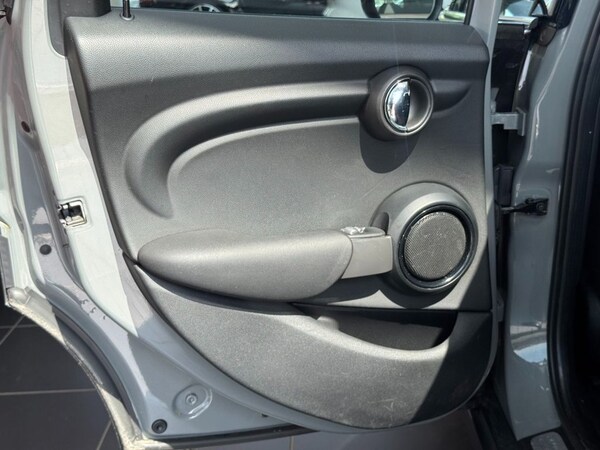 Used MINI Hatch 2017 for sale - 75548510: Photo 24