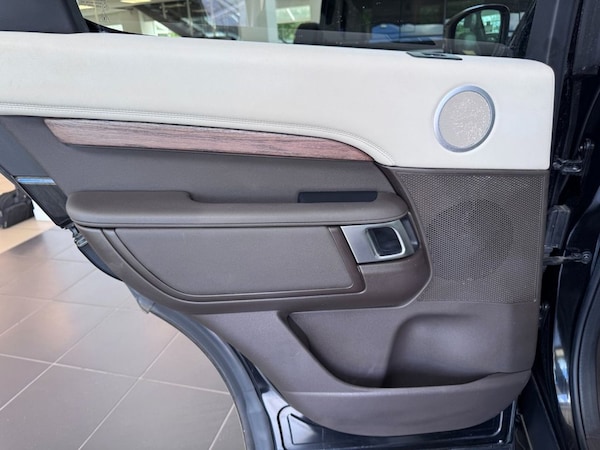 Used Land Rover Discovery 2018 for sale - 74845169: Photo 26