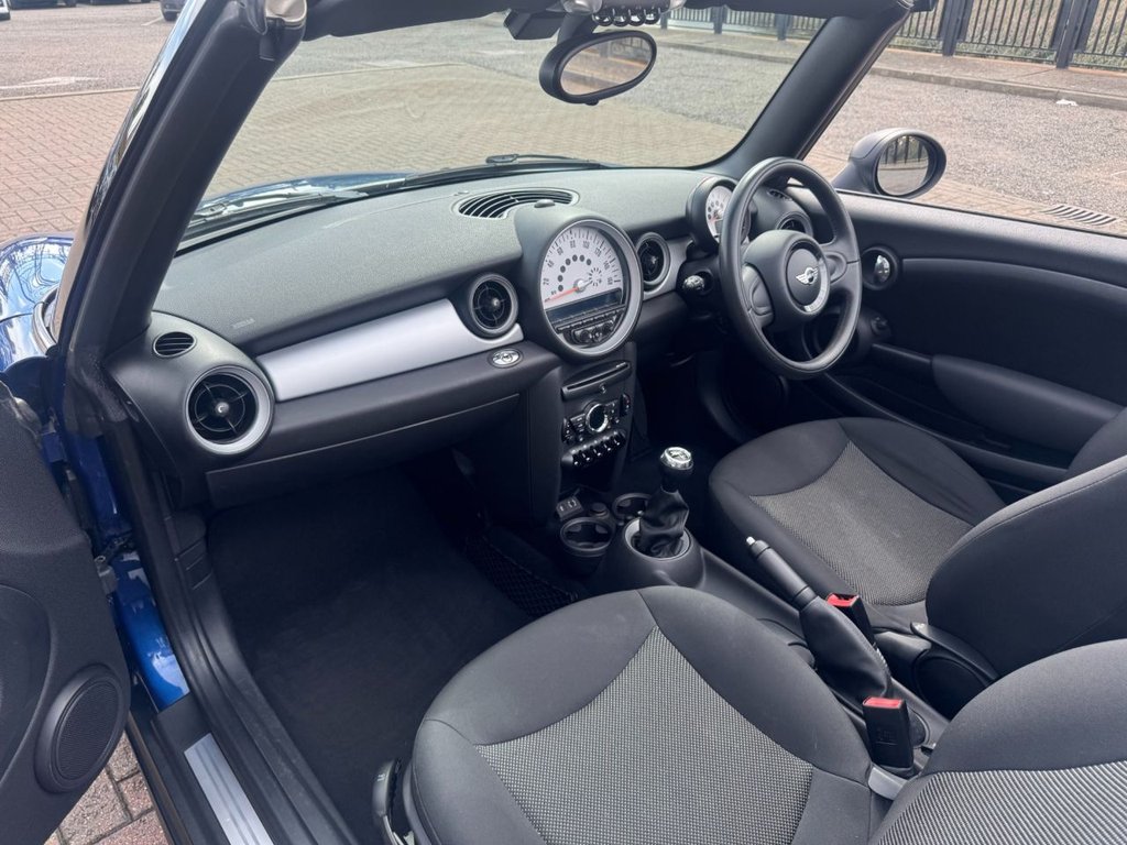 Used MINI Convertible 2013 for sale - 76386096: Photo 26