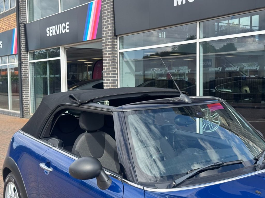 Used MINI Convertible 2013 for sale - 76386096: Photo 43