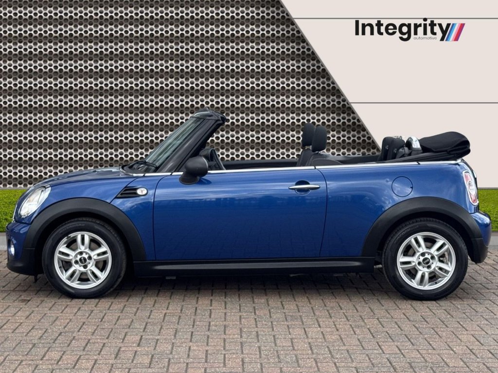 Used MINI Convertible 2013 for sale - 76386096: Photo 9