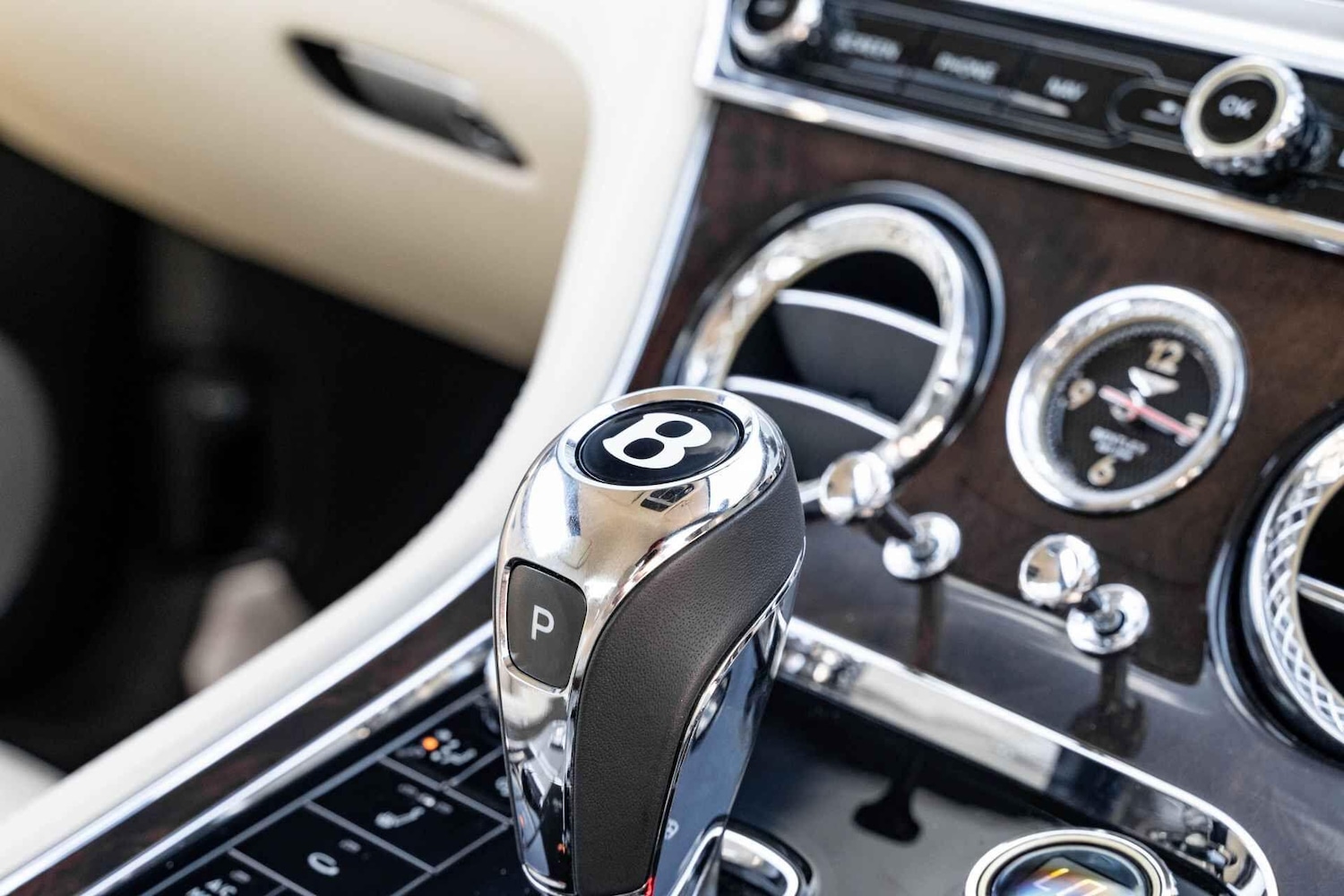 Used Bentley Continental 2018 for sale - 77157648: Photo 37