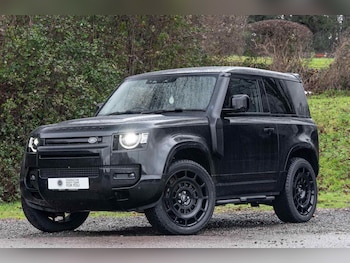 Used Land Rover Defender 2024 for sale - 77279282: Photo