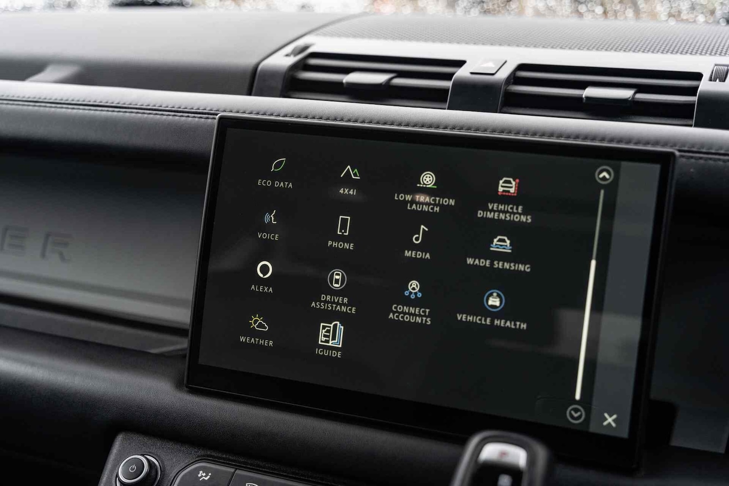 Used Land Rover Defender 2024 for sale - 77279282: Photo 39