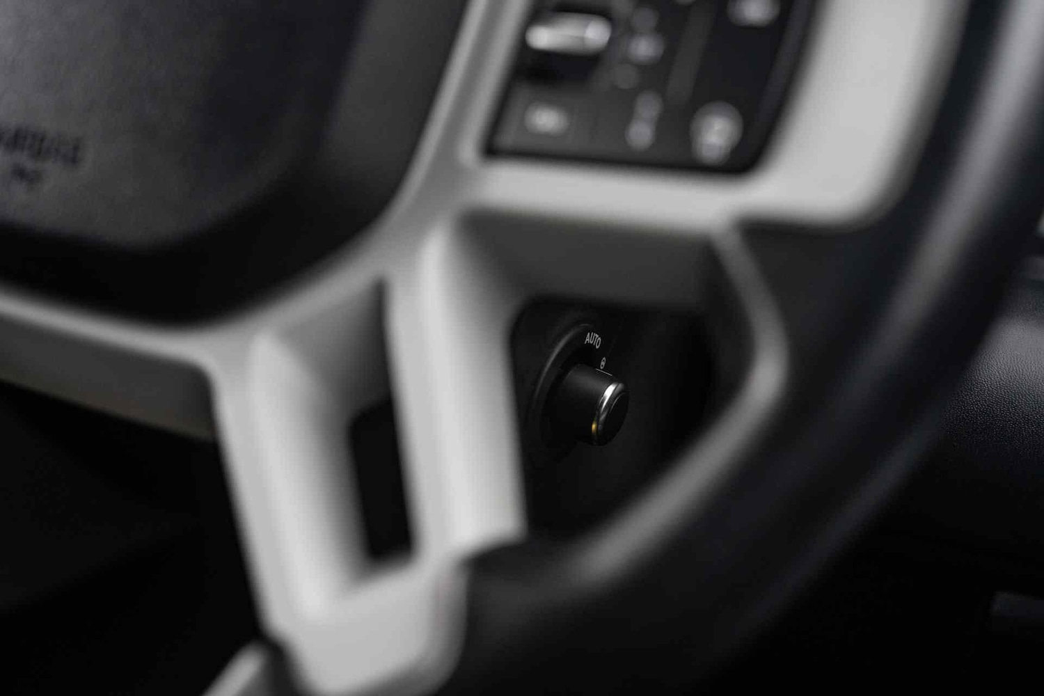 Used Land Rover Defender 2024 for sale - 77279282: Photo 47