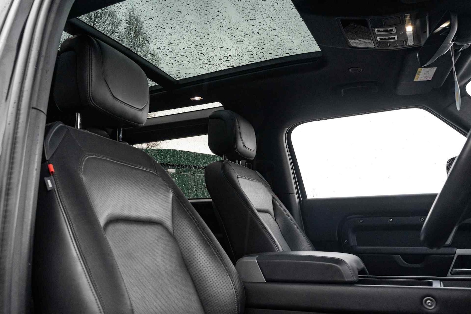 Used Land Rover Defender 2024 for sale - 77279282: Photo 5