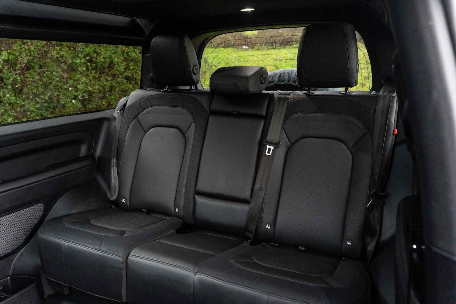 Used Land Rover Defender 2024 for sale - 77279282: Photo 7