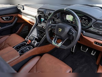 Used Lamborghini Urus 2022 for sale - 78561776: Photo