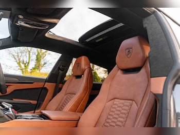 Used Lamborghini Urus 2022 for sale - 78561776: Photo