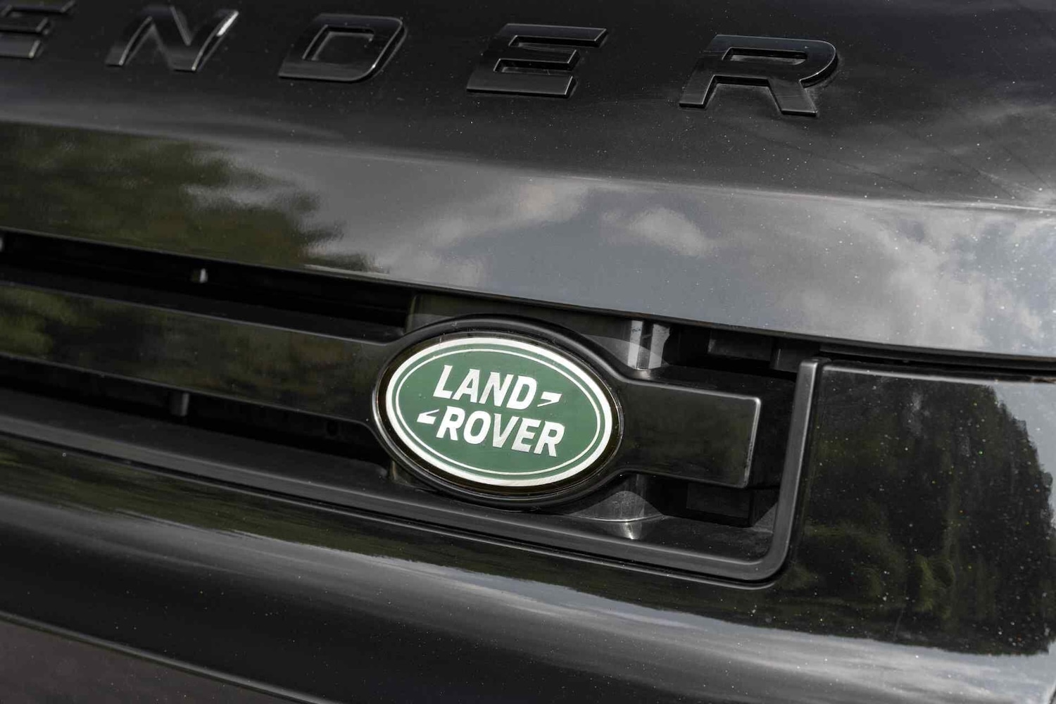 Used Land Rover Defender 2024 for sale - 77157649: Photo 10