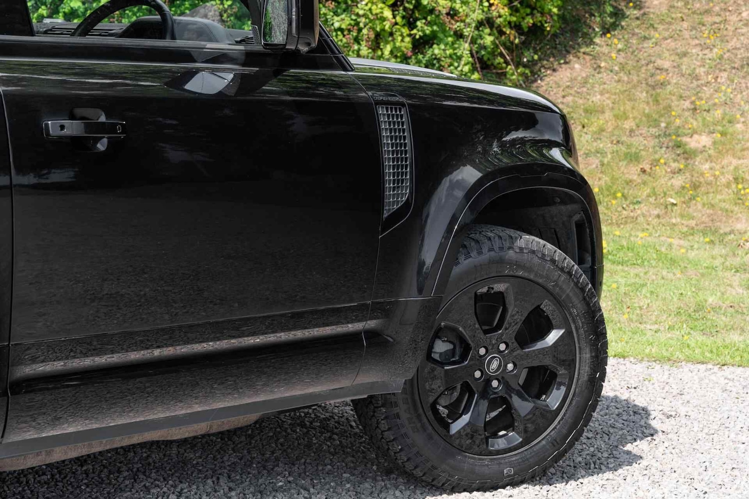 Used Land Rover Defender 2024 for sale - 77157649: Photo 18