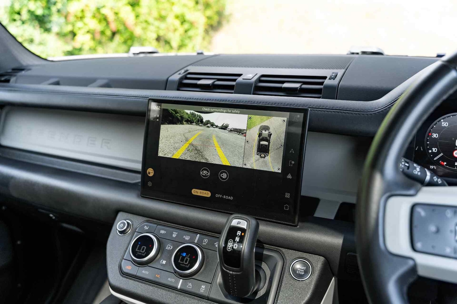 Used Land Rover Defender 2024 for sale - 77157649: Photo 33