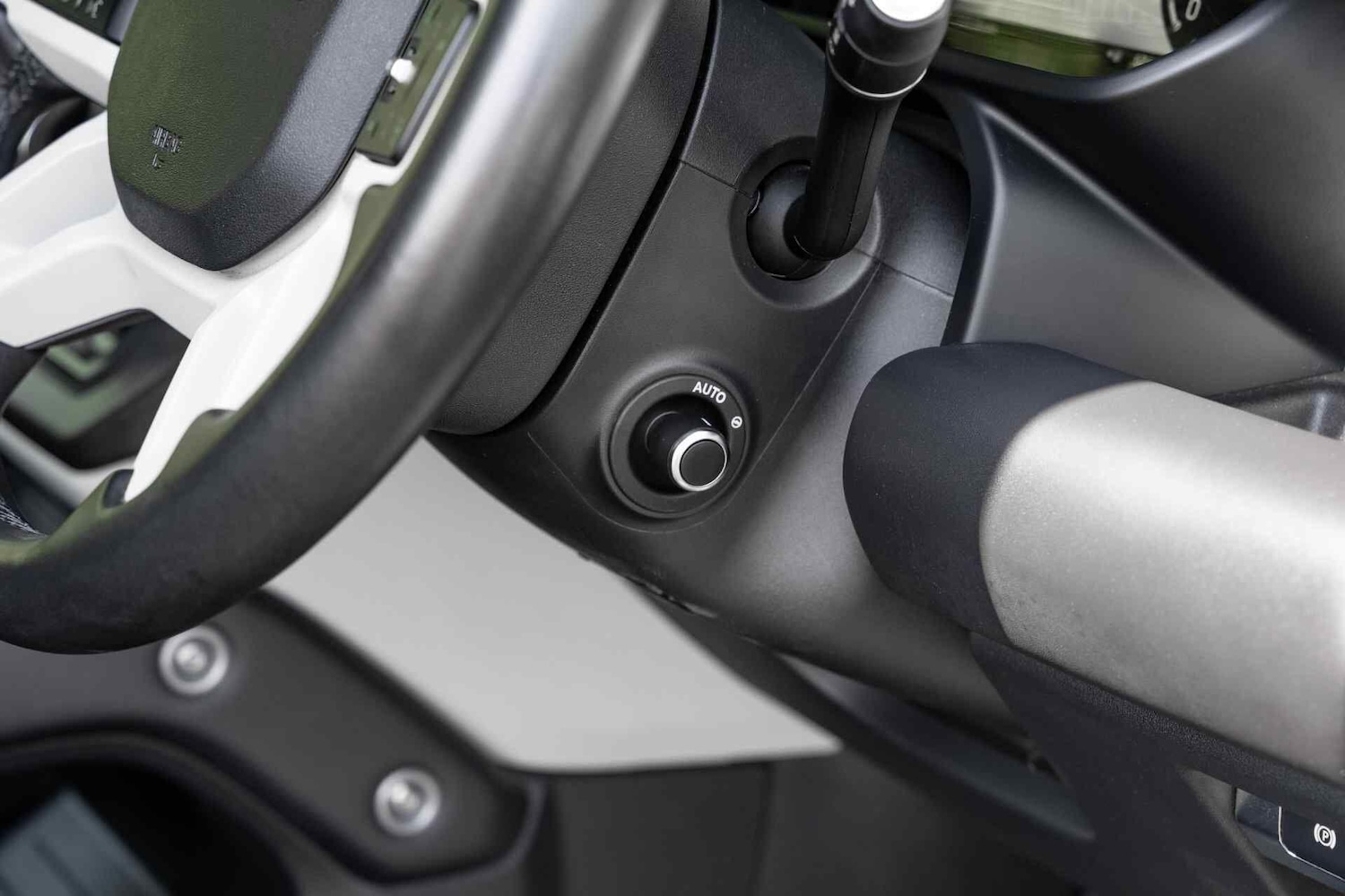 Used Land Rover Defender 2024 for sale - 77157649: Photo 43