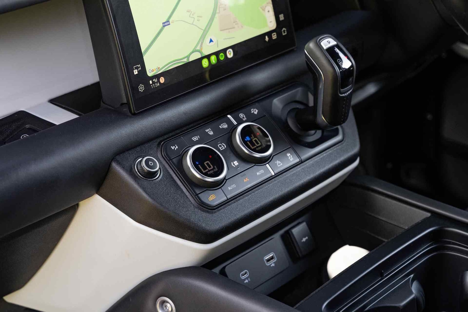 Used Land Rover Defender 2024 for sale - 77157649: Photo 53