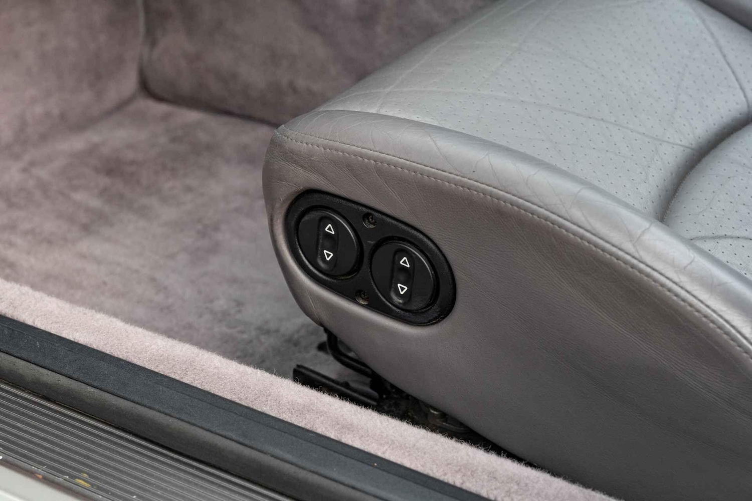 Used Porsche 911 for sale - 77157650: Photo 44