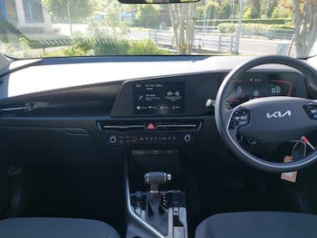 Used Kia Niro 2023 for sale - 78560004: Photo