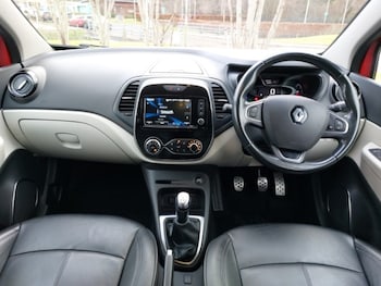 Used Renault Captur 2019 for sale - 77418746: Photo