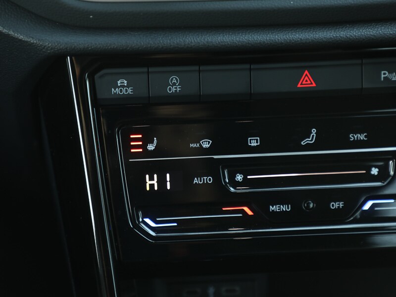 Used Volkswagen T-Roc 2022 for sale - 77366523: Photo 12