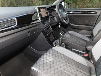 Used Volkswagen T-Roc 2022 for sale - 77366523: Photo