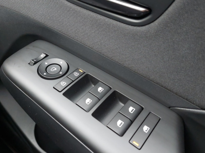 Used Hyundai KONA 2025 for sale - 76343615: Photo 12