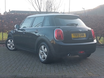 Used MINI Hatch 2019 for sale - 77049491: Photo