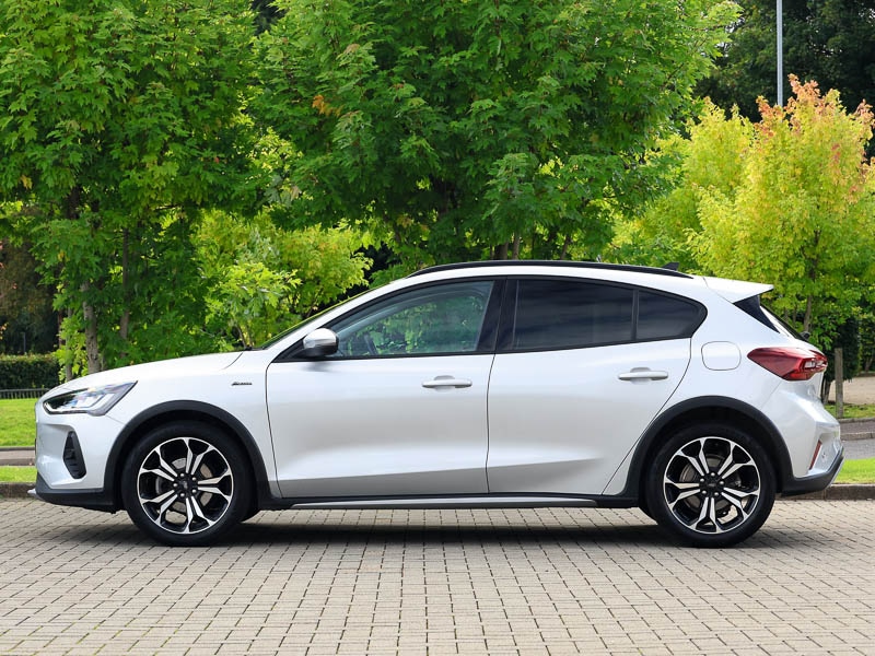 Used Ford Focus 2022 for sale - 76052780: Photo 5