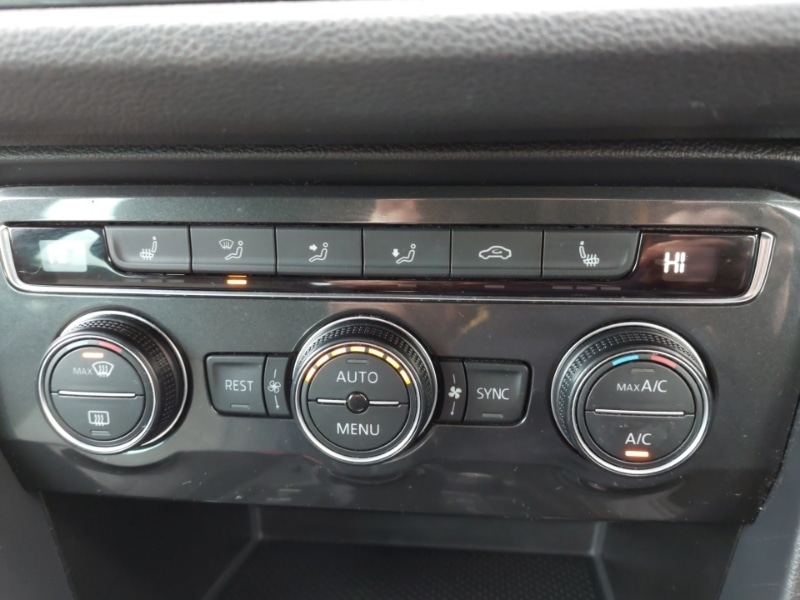 Used Volkswagen Tiguan 2019 for sale - 77223767: Photo 17