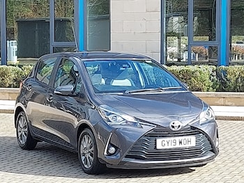 Used Toyota Yaris 2019 for sale - 78269024: Photo