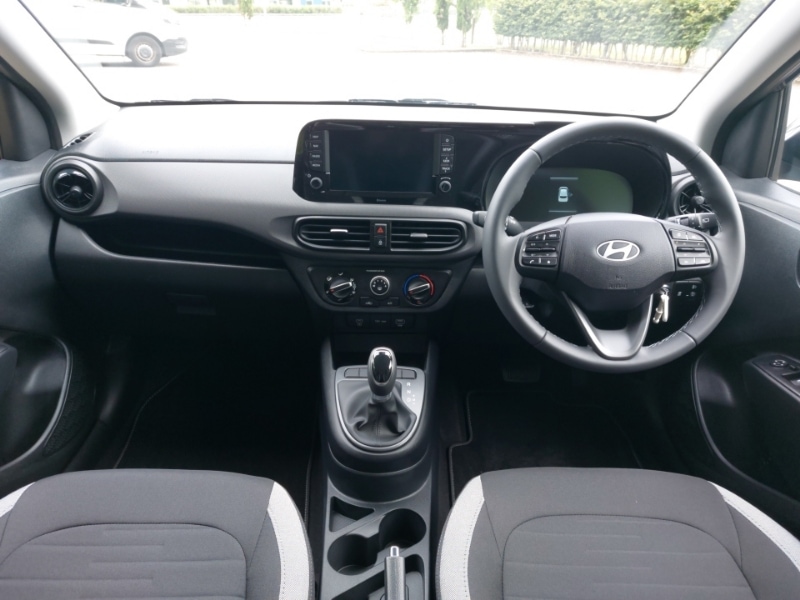 Used Hyundai i10 2025 for sale - 76493123: Photo 2