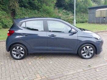 Used Hyundai i10 2025 for sale - 76493123: Photo