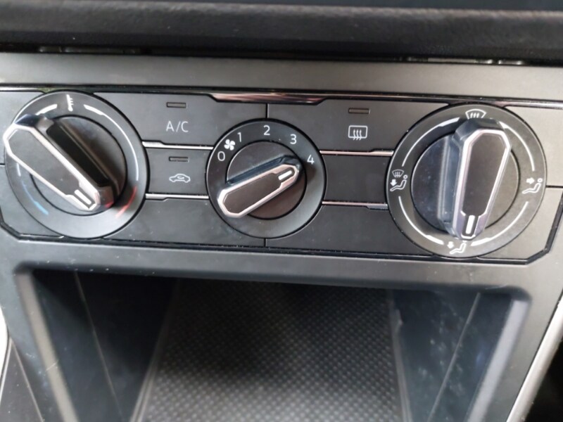 Used Volkswagen Polo 2024 for sale - 77518483: Photo 15