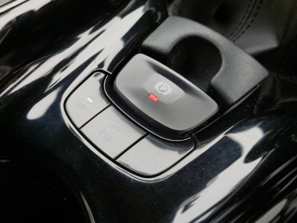 Used Toyota C-HR 2017 for sale - 76301843: Photo 13