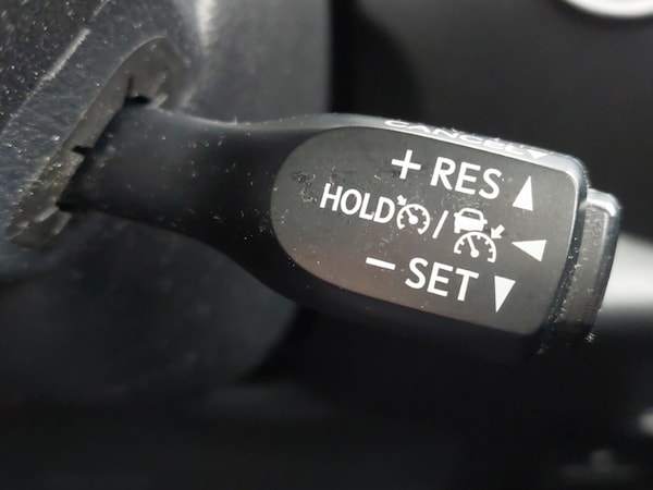 Used Toyota C-HR 2017 for sale - 76301843: Photo 17