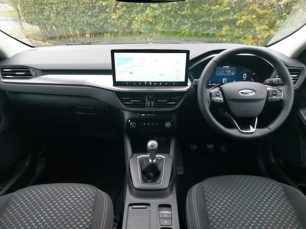 Used Ford Kuga 2025 for sale - 76150451: Photo 2