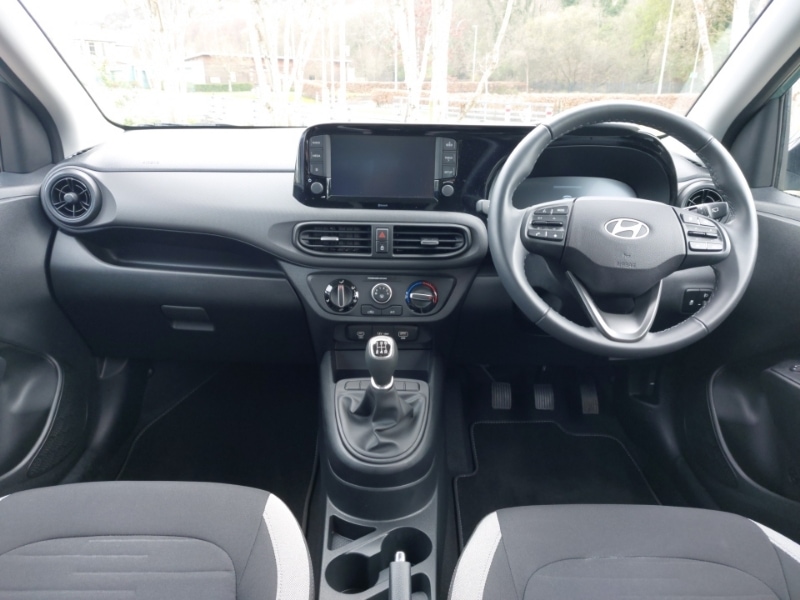 Used Hyundai i10 2024 for sale - 78147432: Photo 2