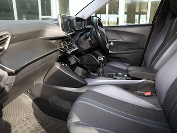 Used Peugeot 2008 2020 for sale - 77518270: Photo